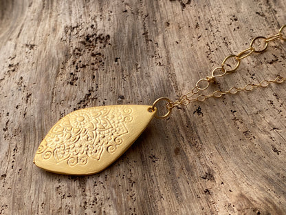 Mandala Neklace in 14k Gold Vermeil