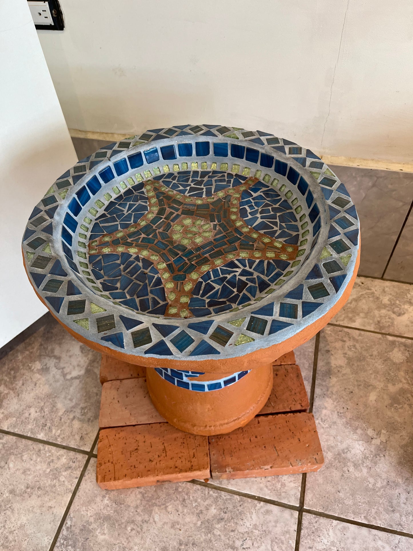 Mosaic Bird Bath Star Pattern