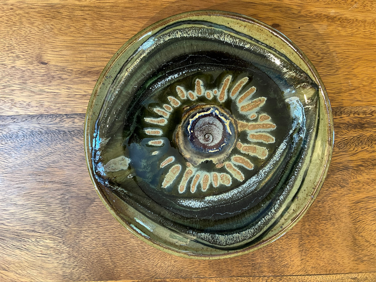 Stunning Pottery Decorative Plate